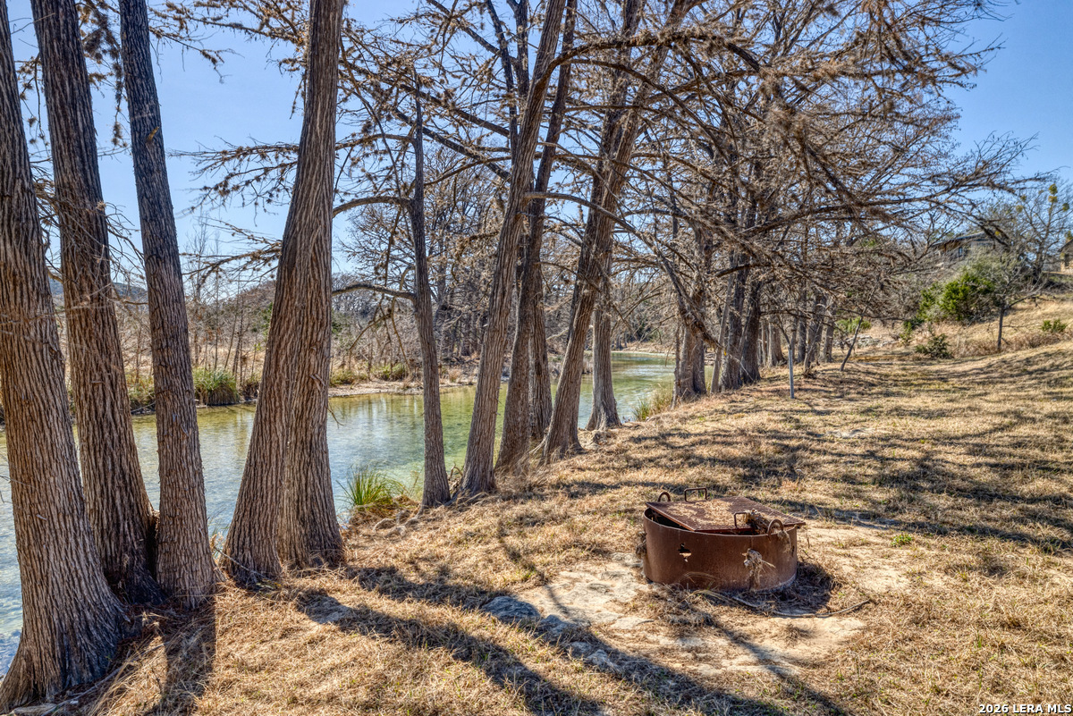 1352 Cr 350 Concan TX 78879