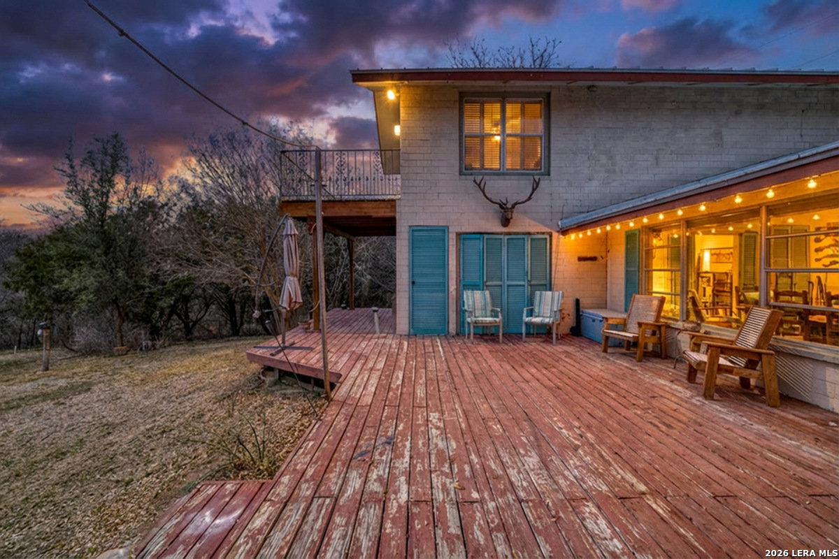 1352 Cr 350 Concan TX 78879