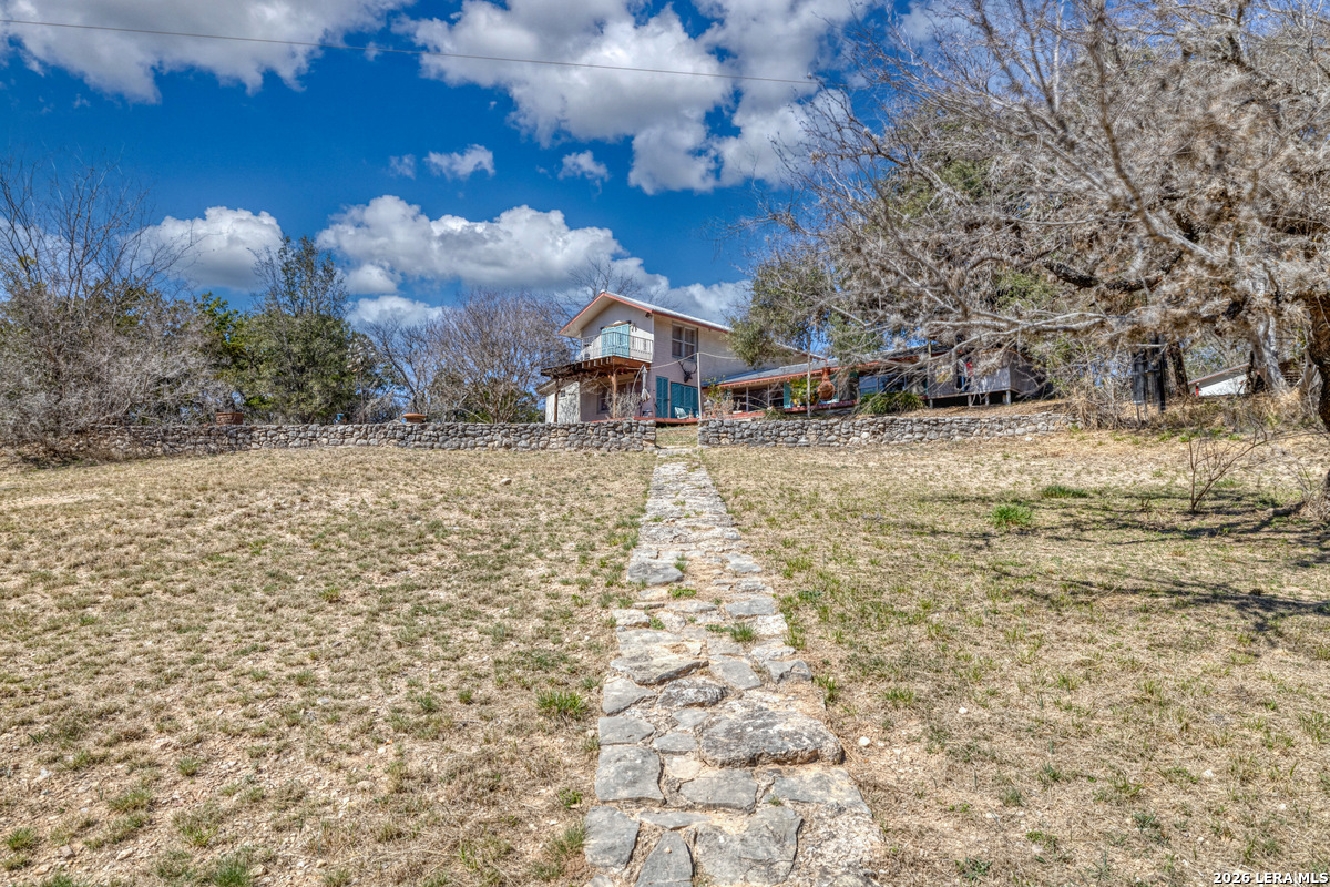 1352 Cr 350 Concan TX 78879