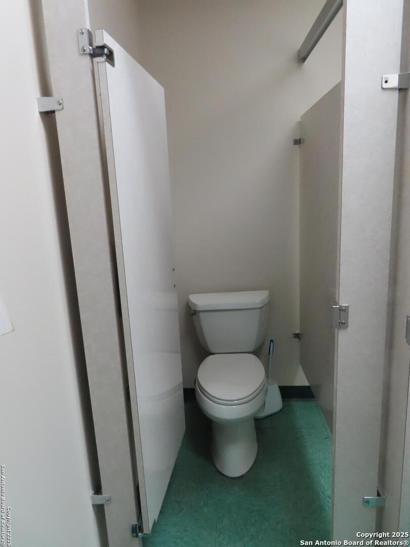 2614 W Commerce San Antonio TX 78207