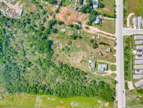 186 N Foster Road San Antonio TX 78219