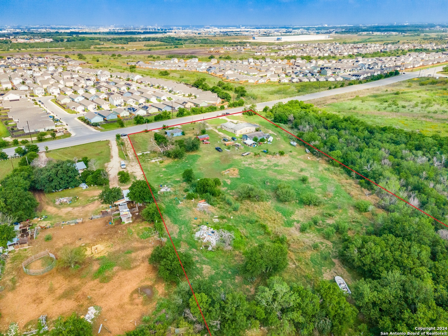 186 N Foster Road San Antonio TX 78219