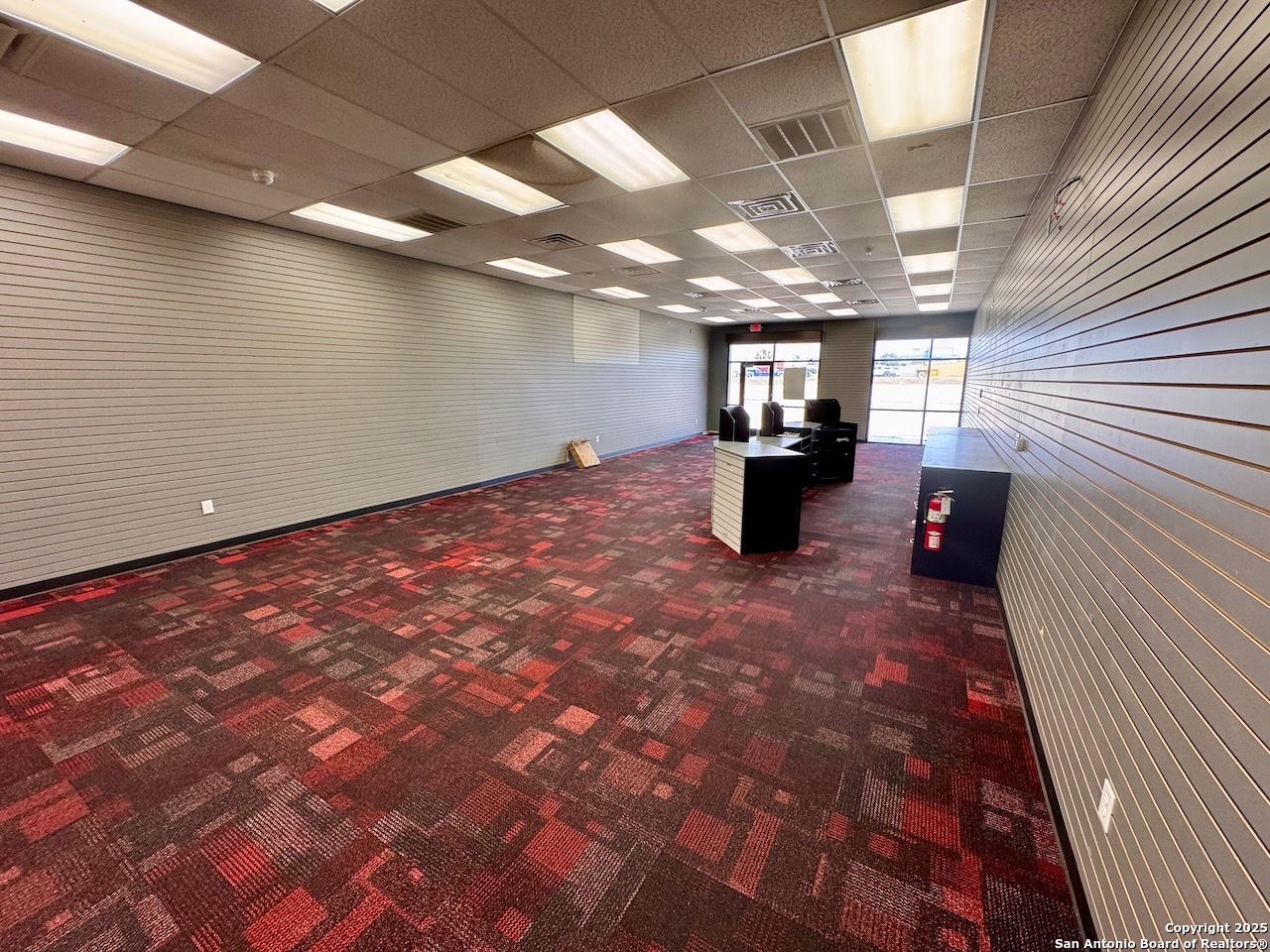 2128 W Oaklawn Pleasanton TX 78064