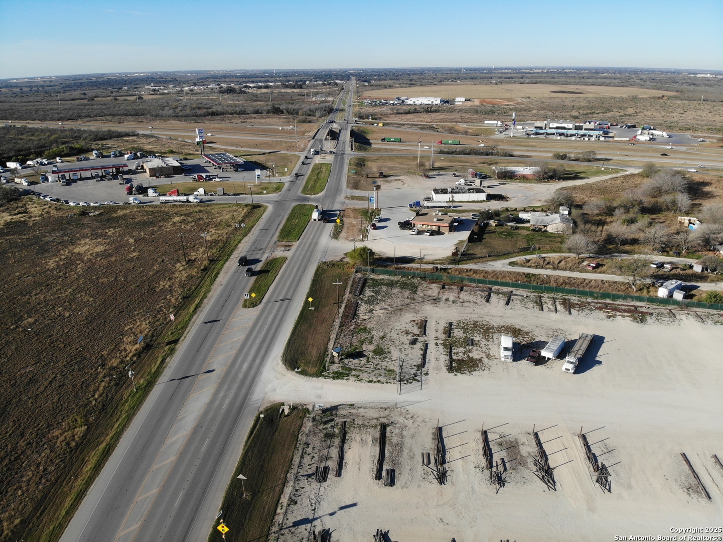 4550 E State Highway 97 Pleasanton TX 78064