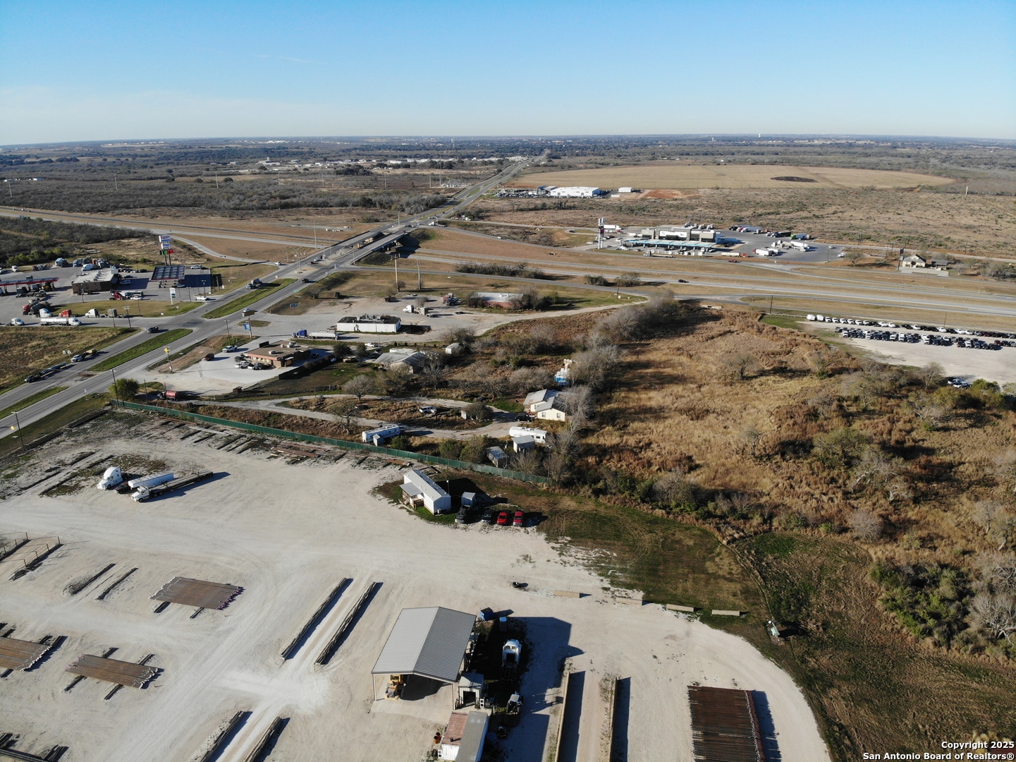 4550 E State Highway 97 Pleasanton TX 78064