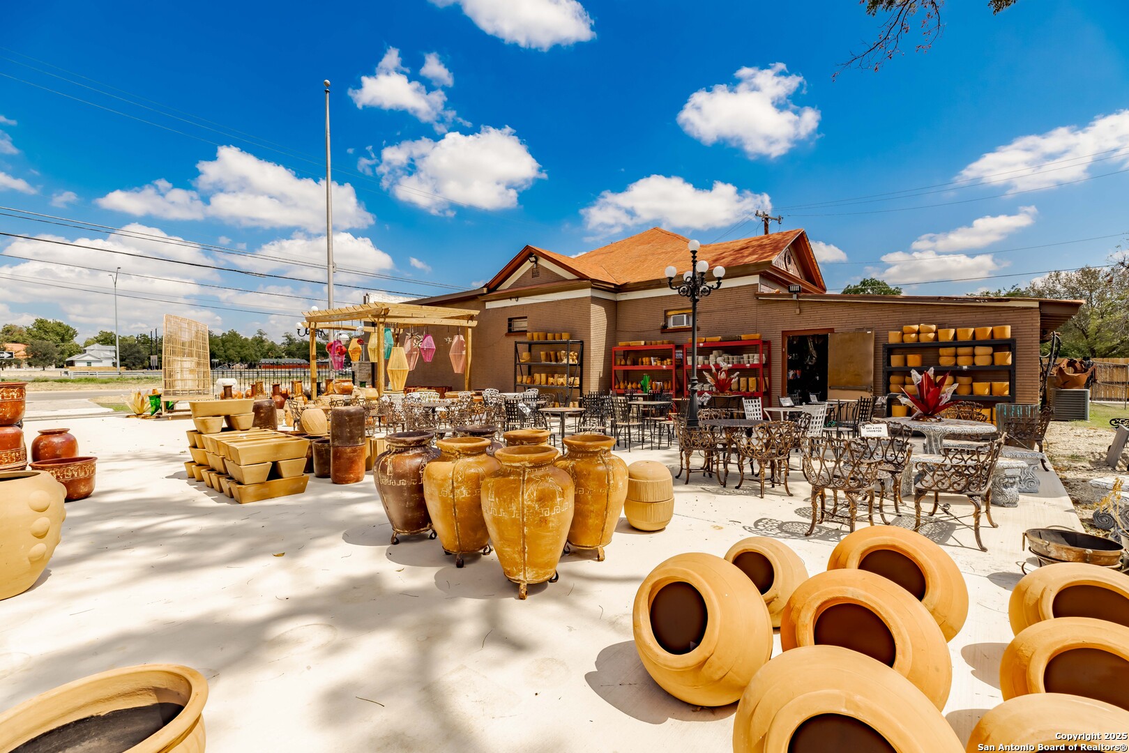 1950 Interstate 35 San Antonio TX 78208