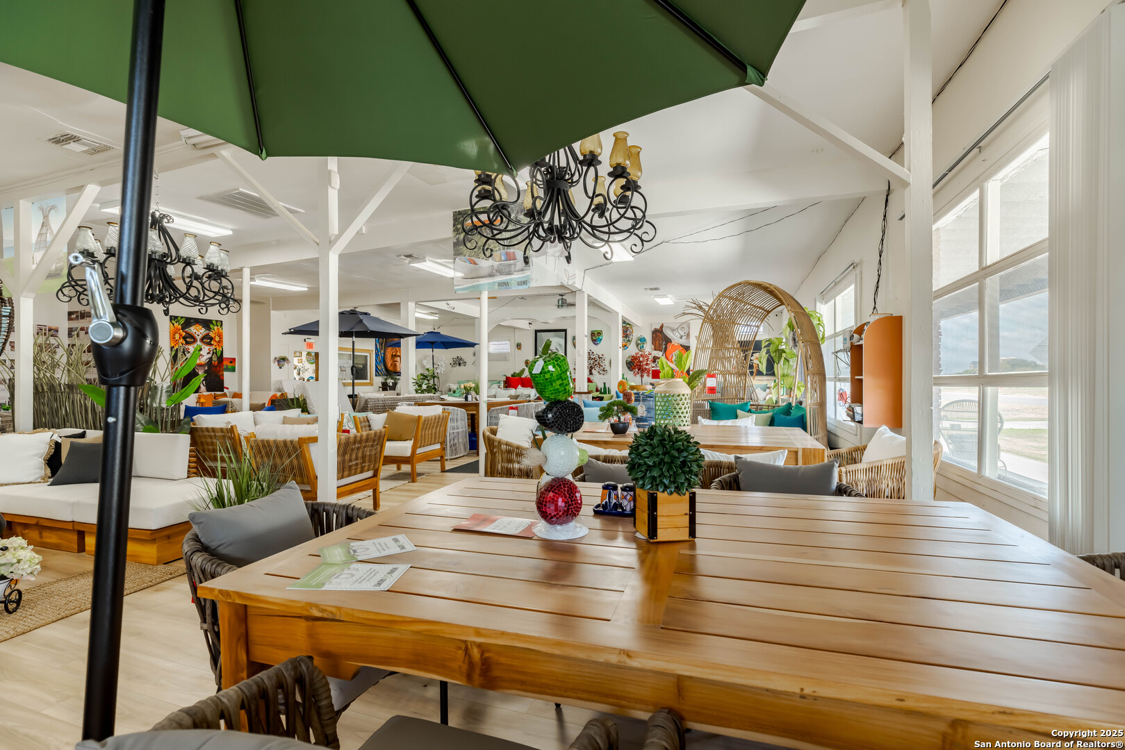 1950 Interstate 35 San Antonio TX 78208