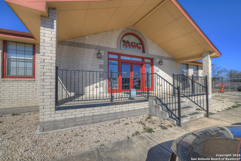 223 Lucinda Drive New Braunfels TX 78130