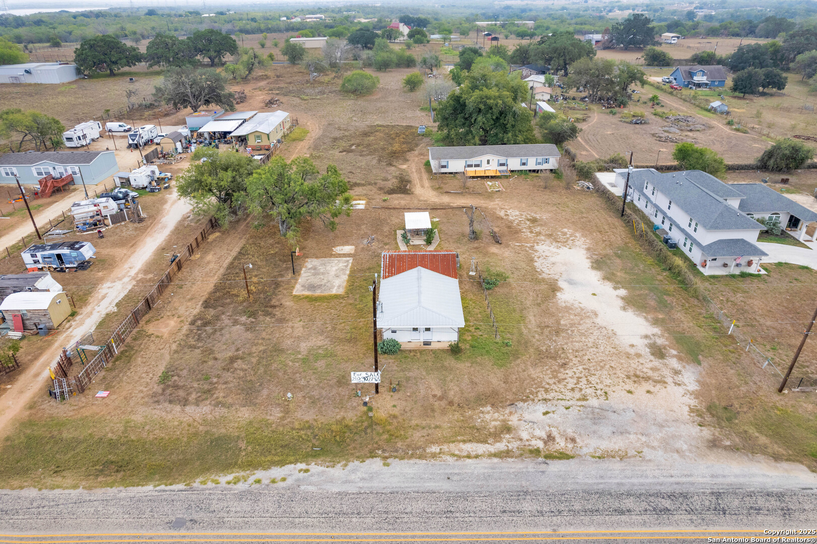 18460 S Ih 37 Elmendorf TX 78112