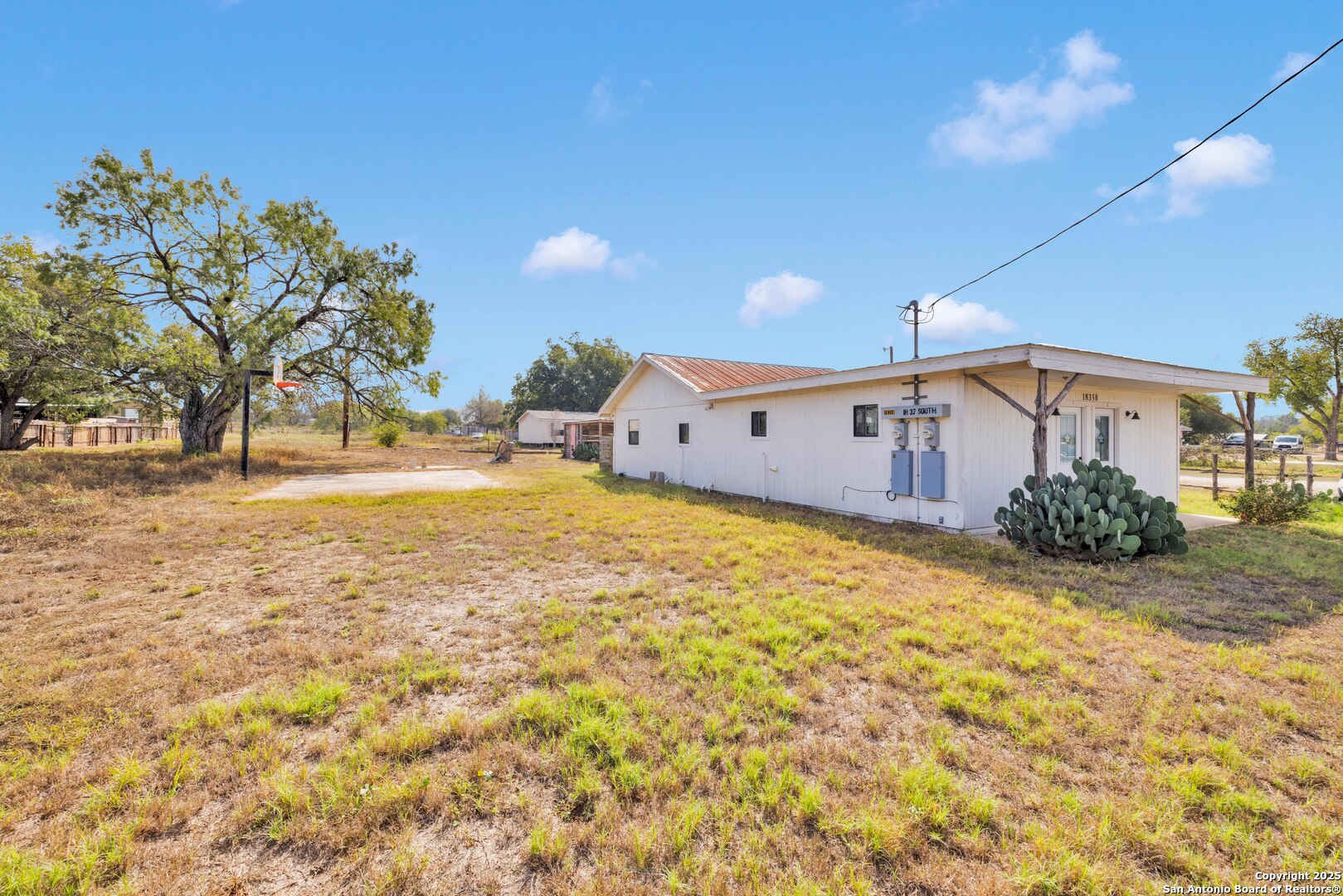 18460 S Ih 37 Elmendorf TX 78112