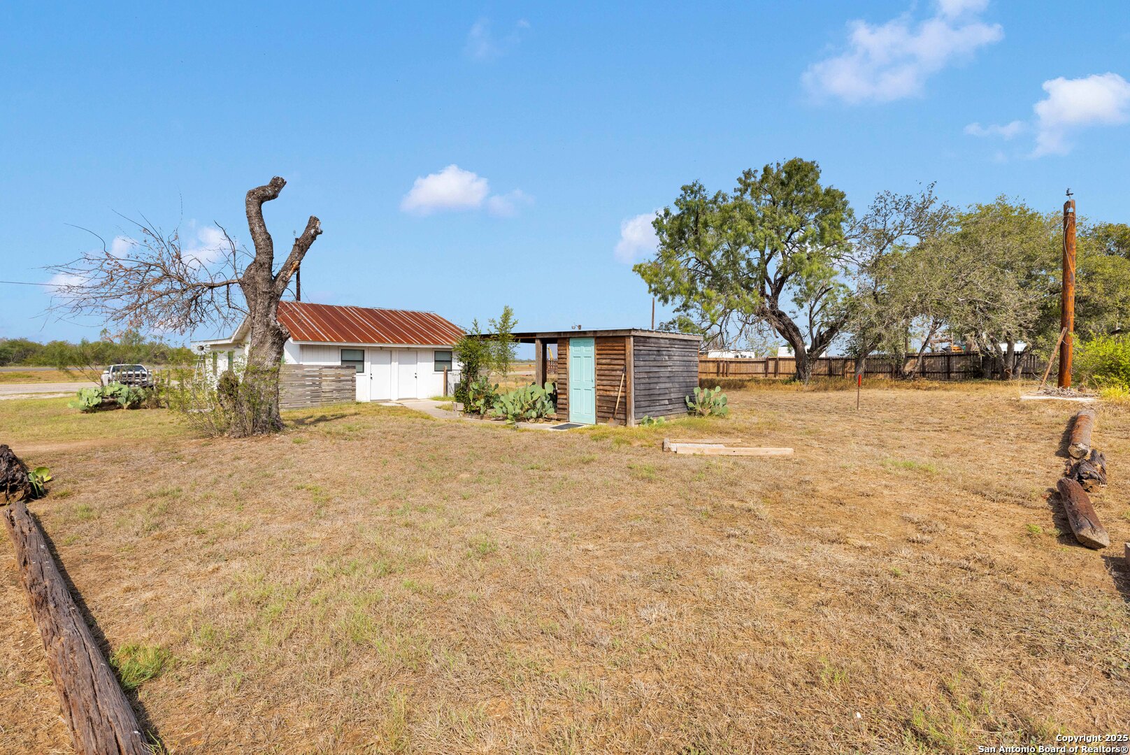 18460 S Ih 37 Elmendorf TX 78112