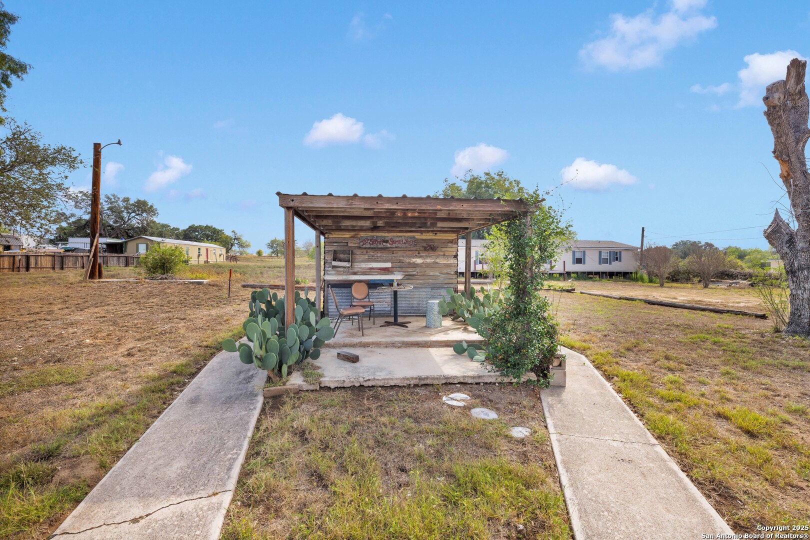 18460 S Ih 37 Elmendorf TX 78112