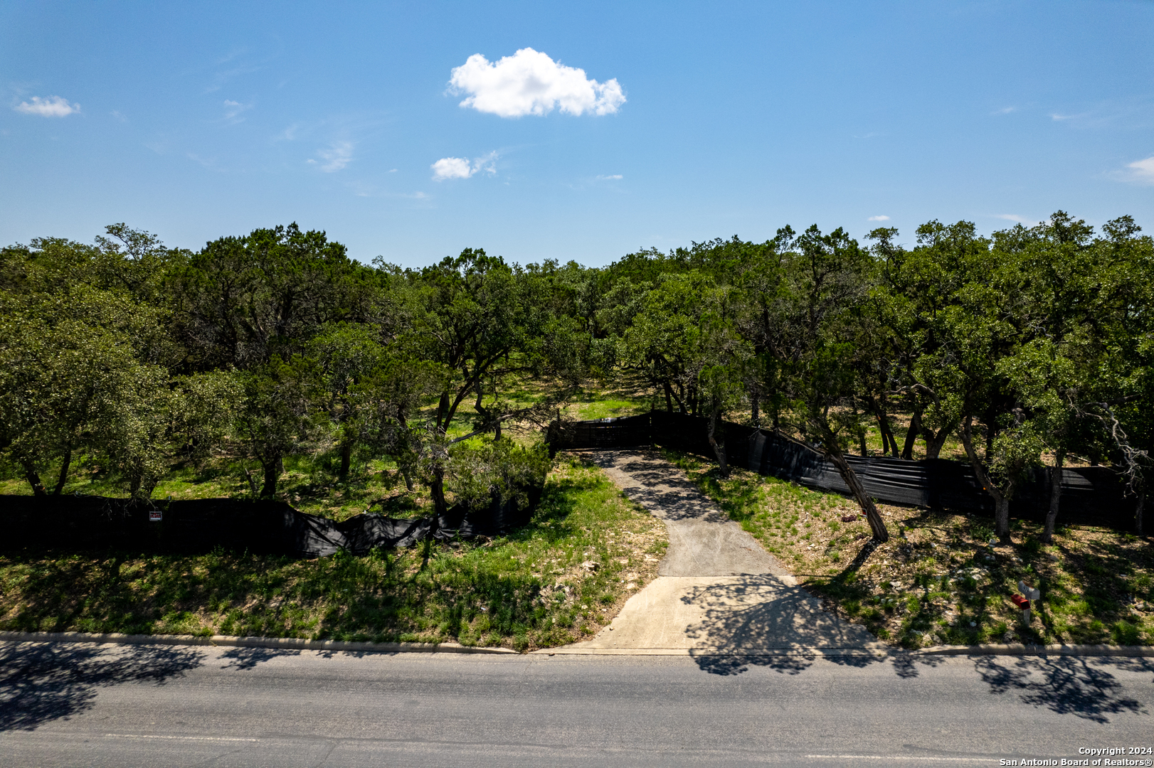 11978 Leslie Road Helotes TX 78023