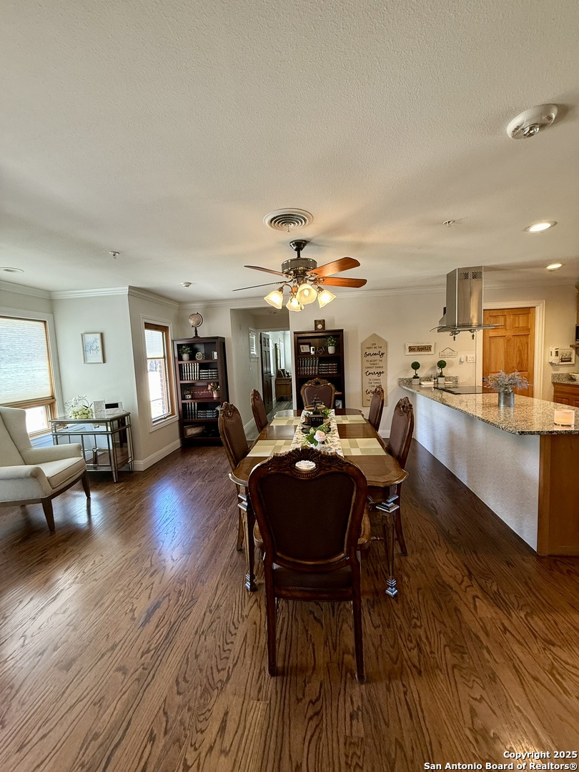 8919 Saddle Trail San Antonio TX 78255