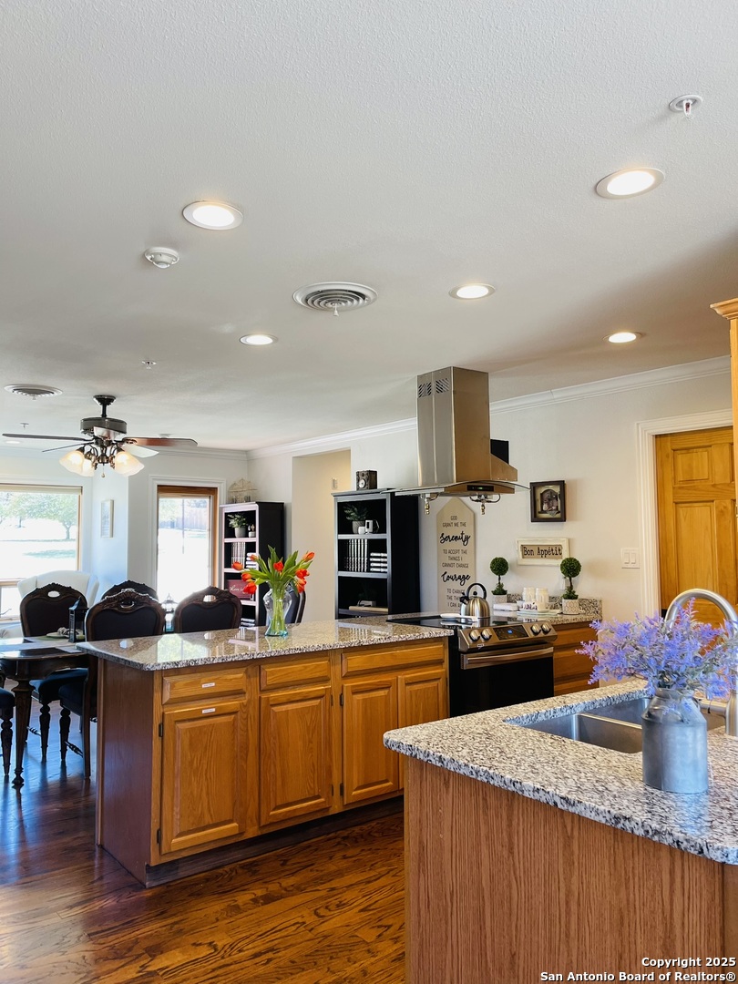 8919 Saddle Trail San Antonio TX 78255