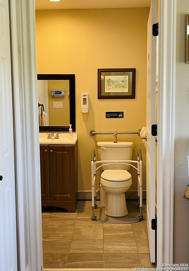 8919 Saddle Trail San Antonio TX 78255