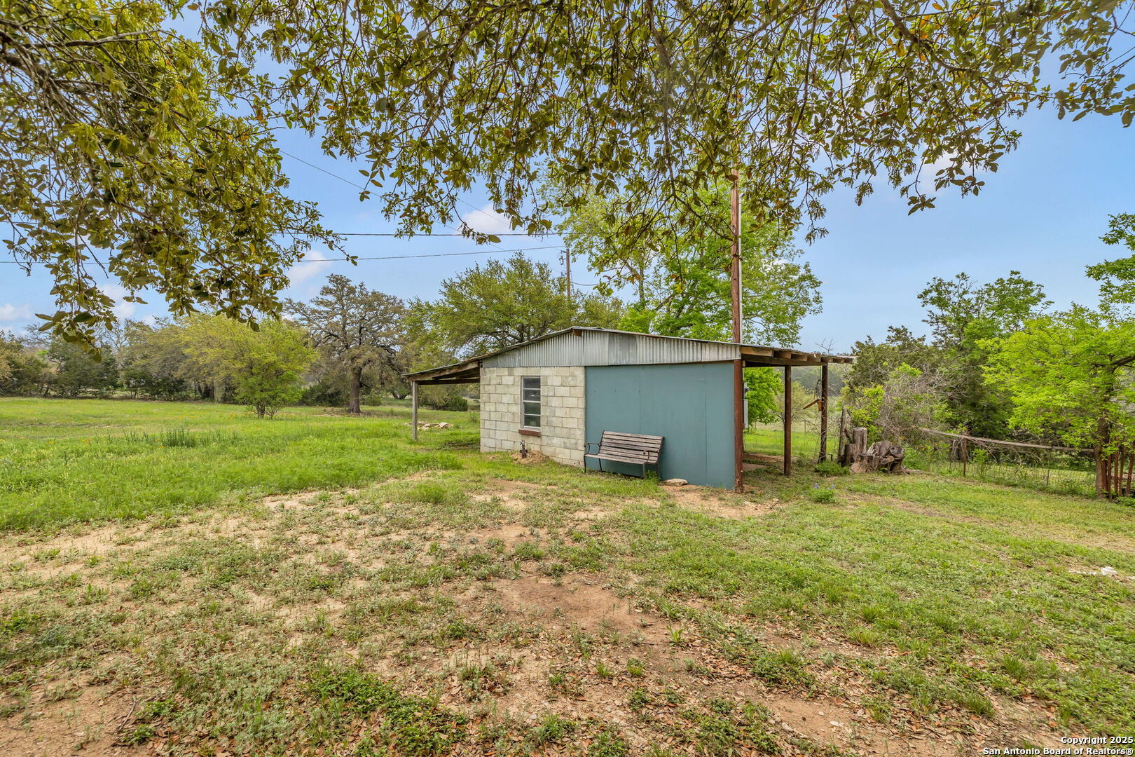 123 Rocky Road Hye TX 78635