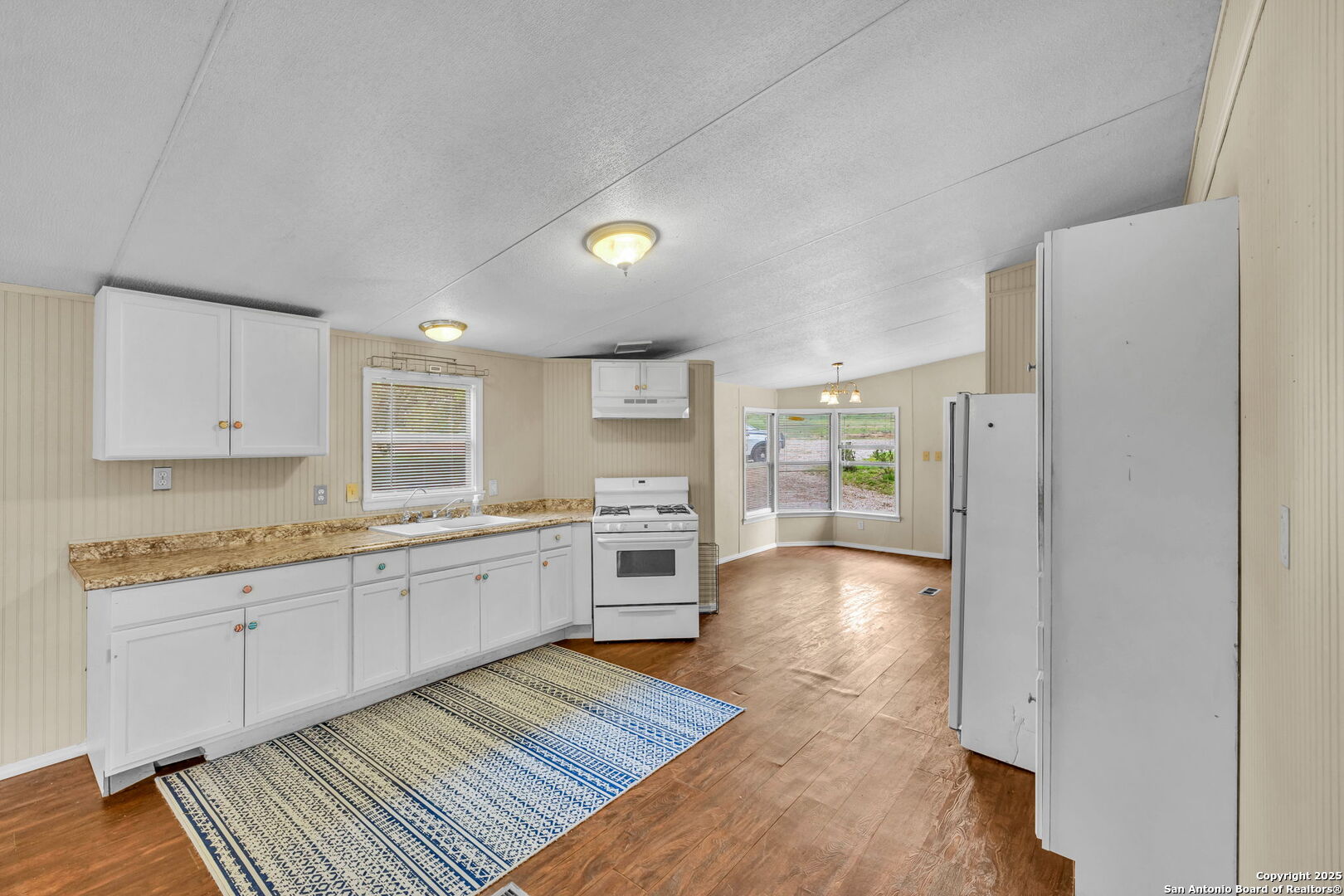 123 Rocky Road Hye TX 78635