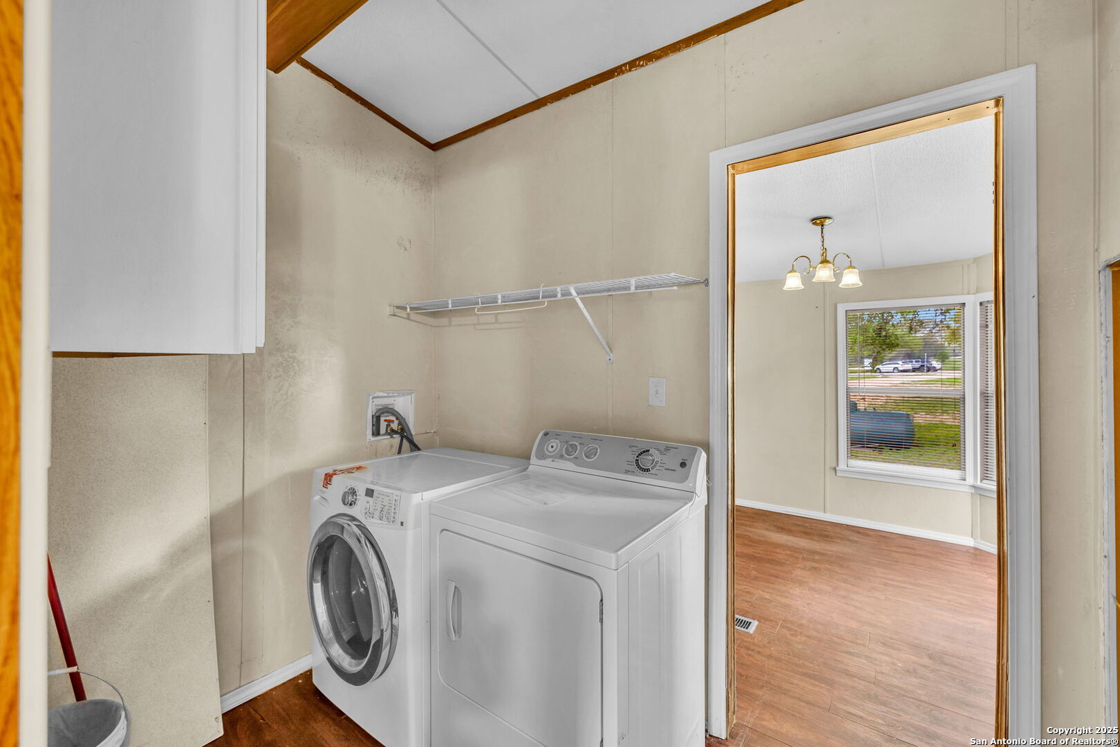 123 Rocky Road Hye TX 78635