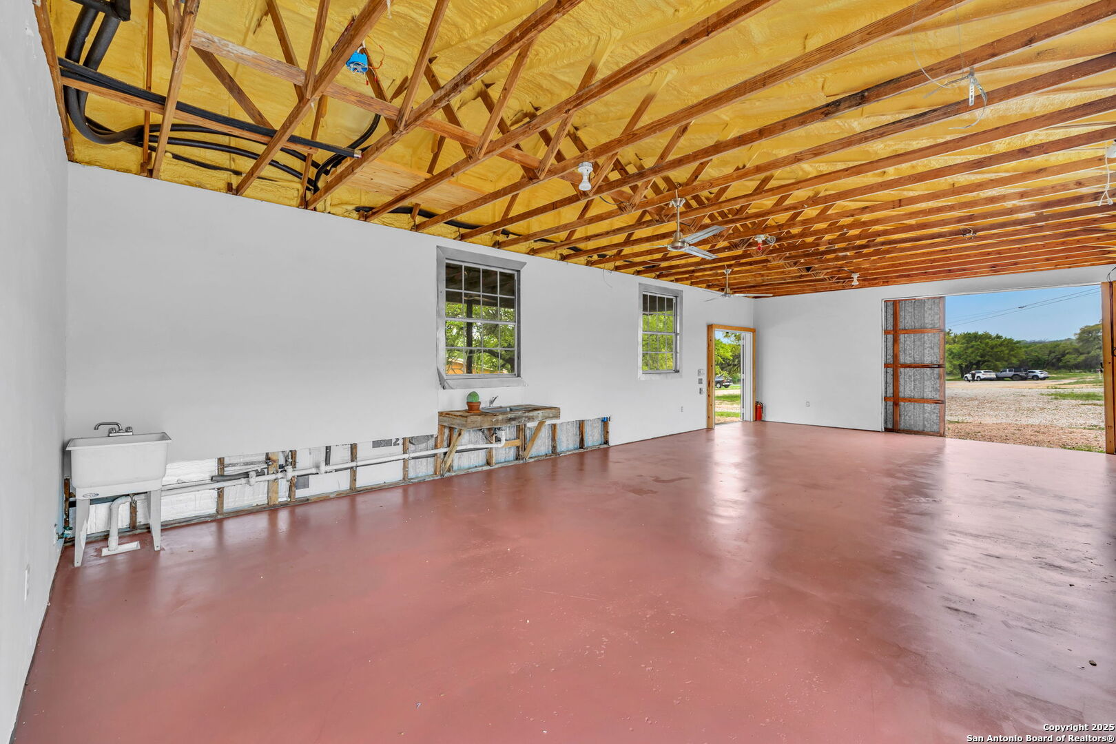 123 Rocky Road Hye TX 78635