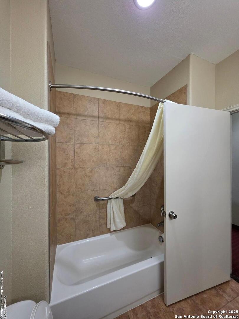 949 W Main Street York Town TX 78164