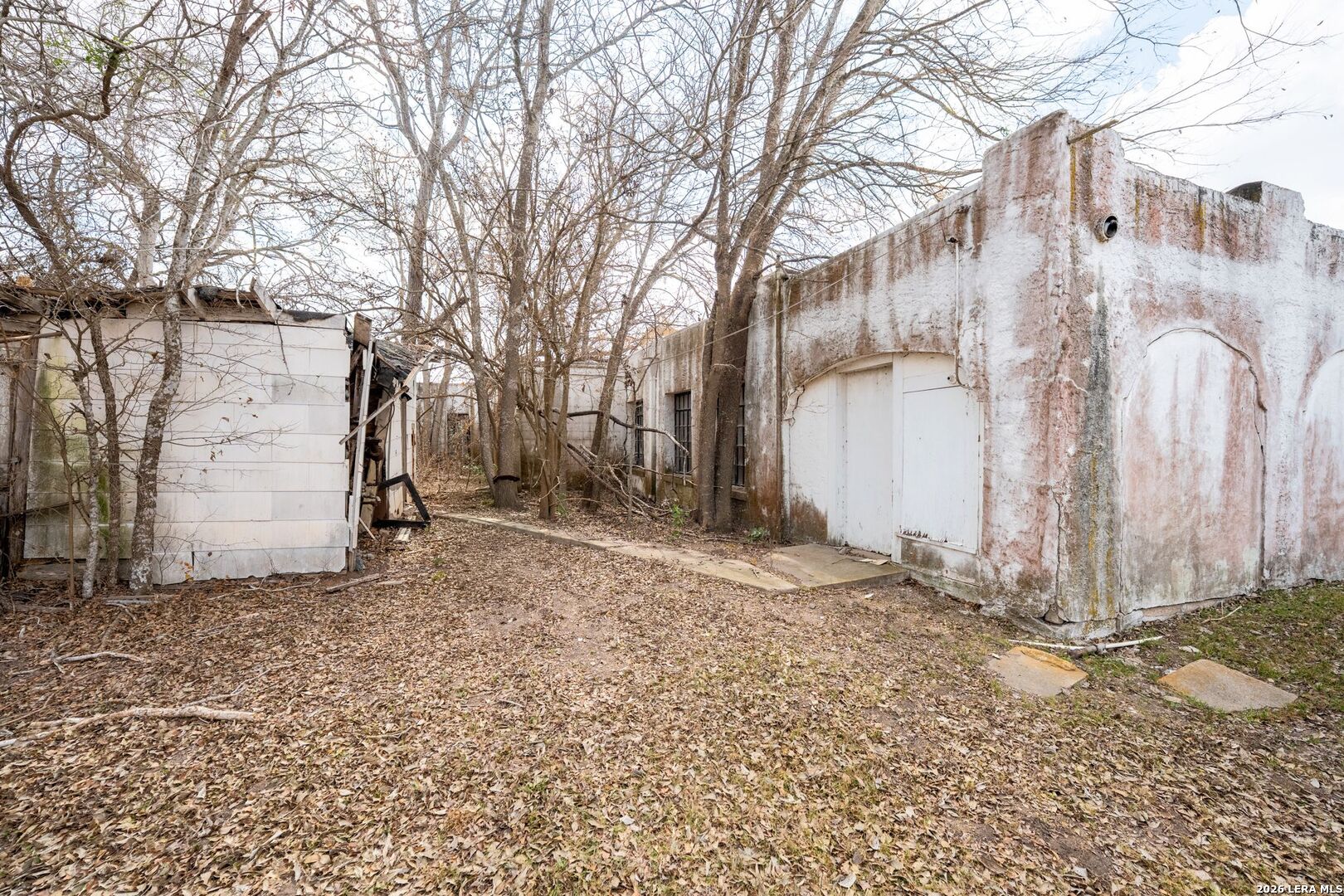 330 W Live Oak Street Kenedy TX 78119