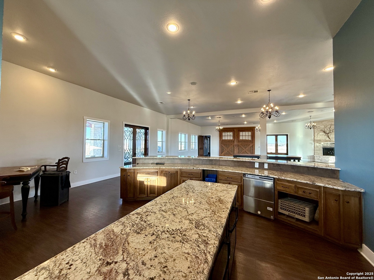 3125 Cr 212 Bertram TX 78605