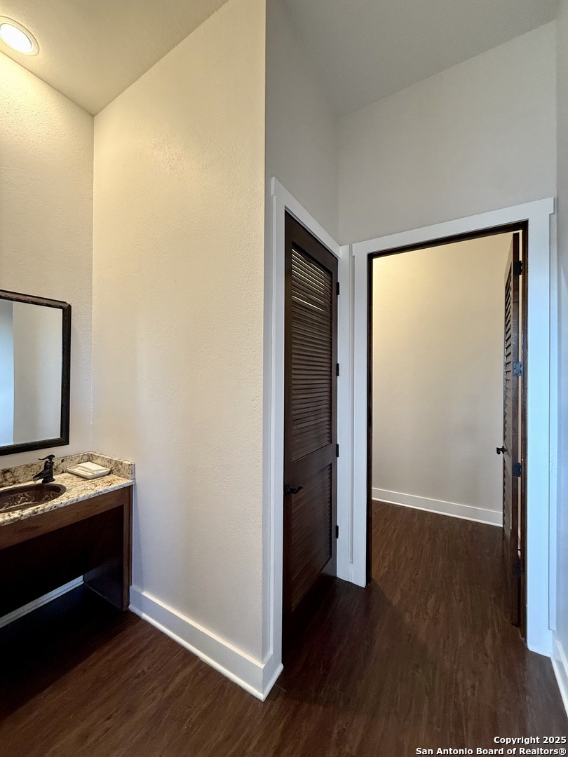 3125 Cr 212 Bertram TX 78605