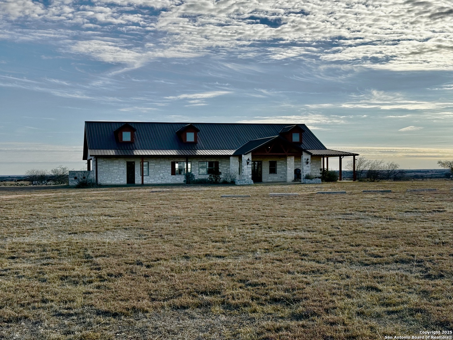 3125 Cr 212 Bertram TX 78605