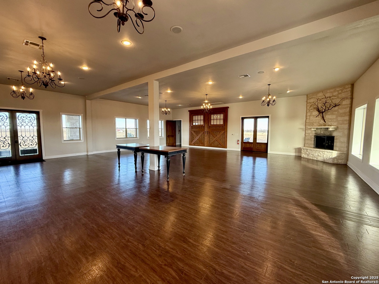 3125 Cr 212 Bertram TX 78605