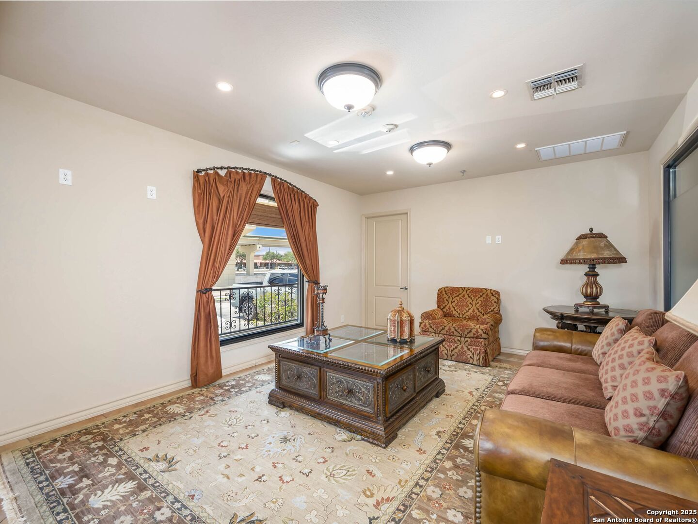 5150 N Loop 1604 San Antonio TX 78249