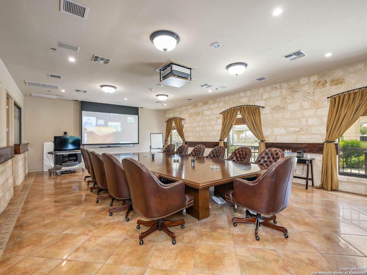 5150 N Loop 1604 San Antonio TX 78249