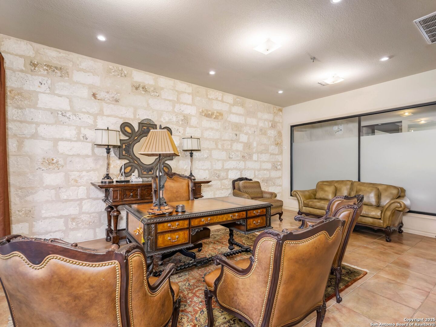 5150 N Loop 1604 San Antonio TX 78249