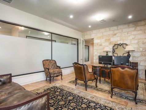 5150 N Loop 1604 San Antonio TX 78249
