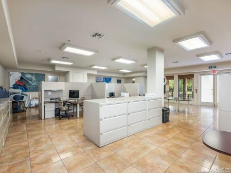 5150 N Loop 1604 San Antonio TX 78249