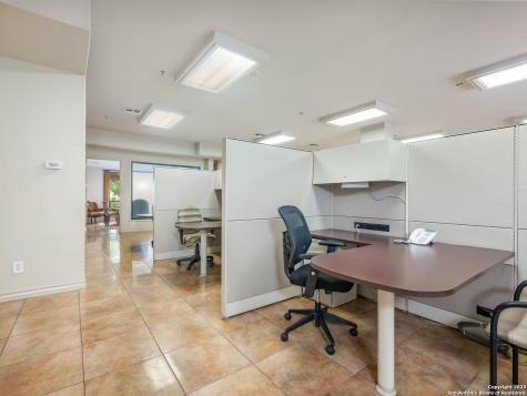 5150 N Loop 1604 San Antonio TX 78249