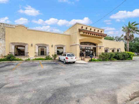 5150 N Loop 1604 San Antonio TX 78249