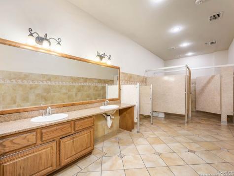 5150 N Loop 1604 San Antonio TX 78249