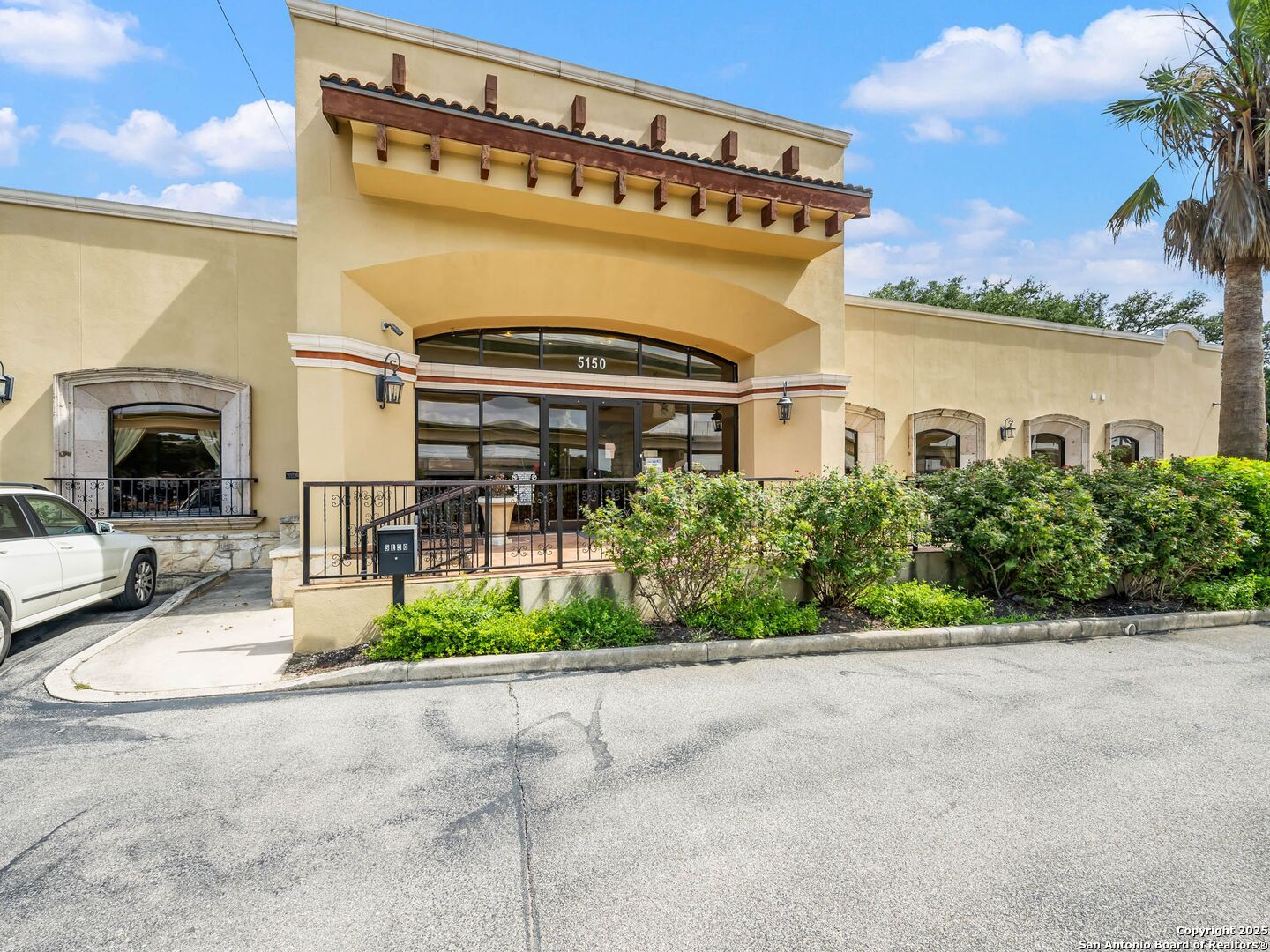 5150 N Loop 1604 San Antonio TX 78249