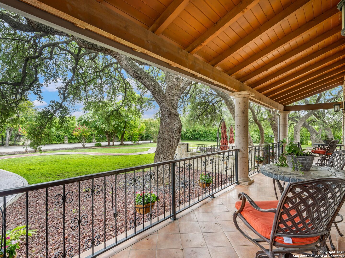 5150 N Loop 1604 San Antonio TX 78249