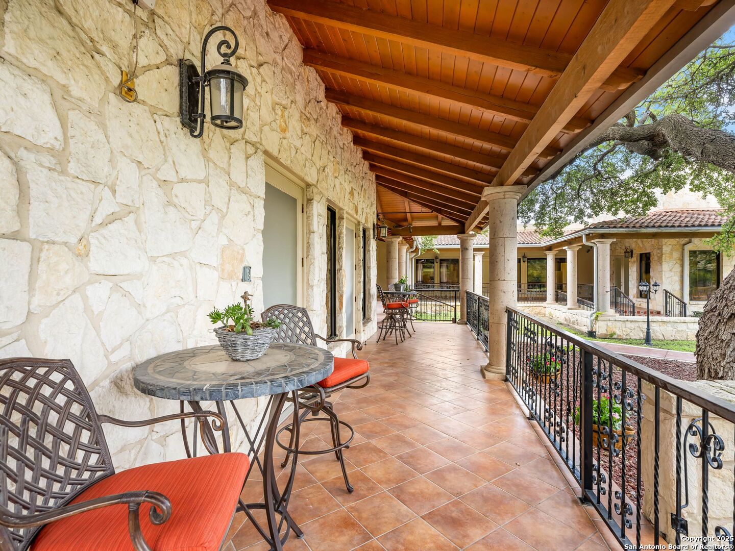 5150 N Loop 1604 San Antonio TX 78249