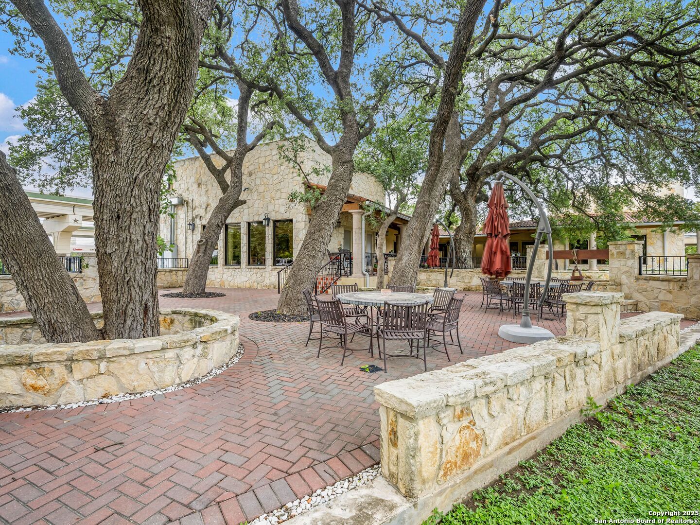 5150 N Loop 1604 San Antonio TX 78249