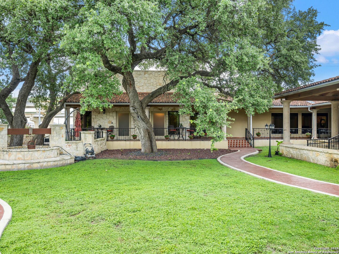 5150 N Loop 1604 San Antonio TX 78249