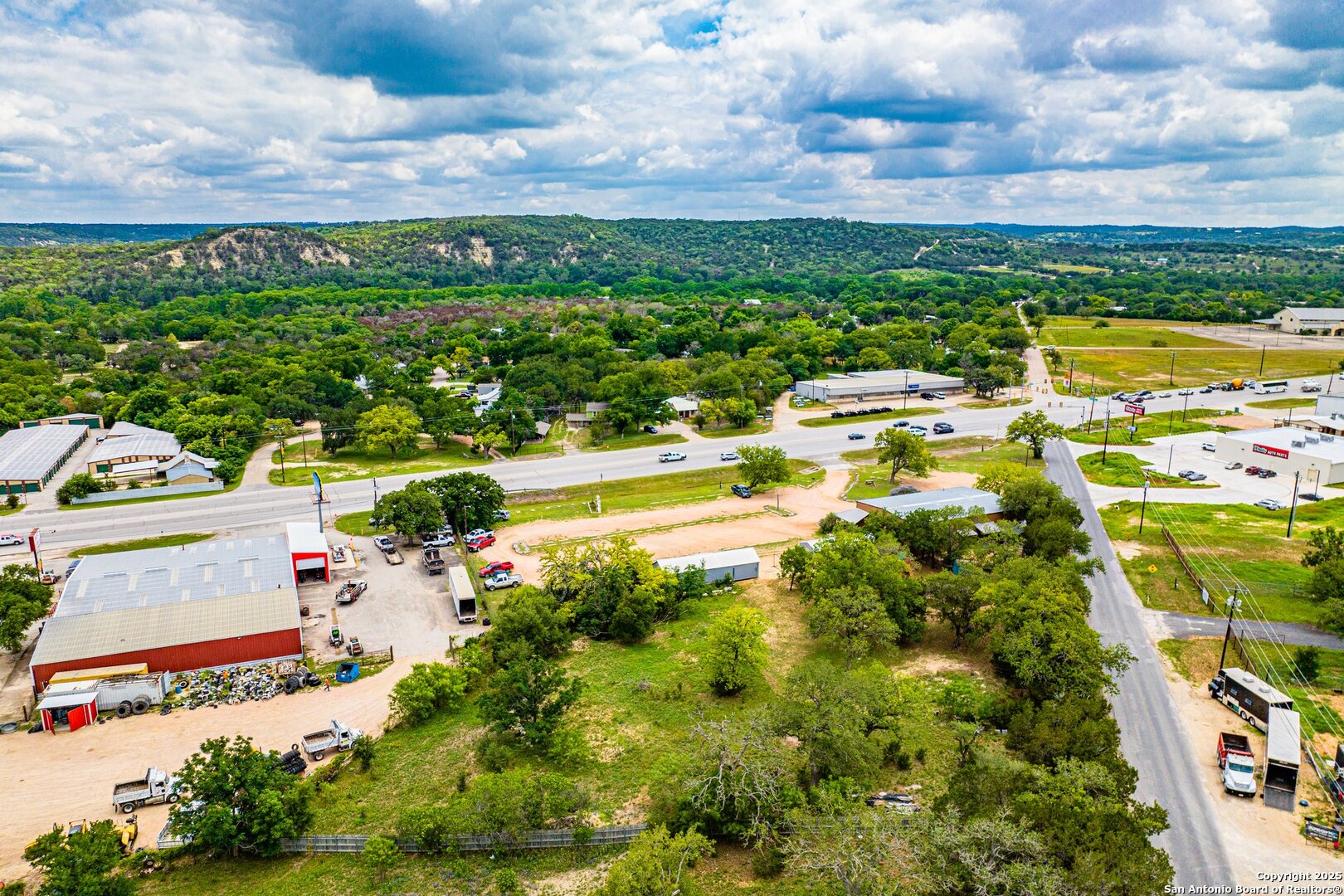 3044 Junction Highway Kerrville TX 78028