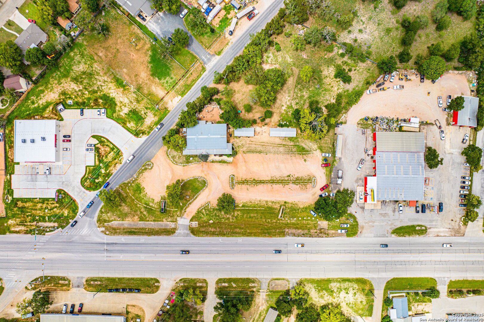 3044 Junction Highway Kerrville TX 78028