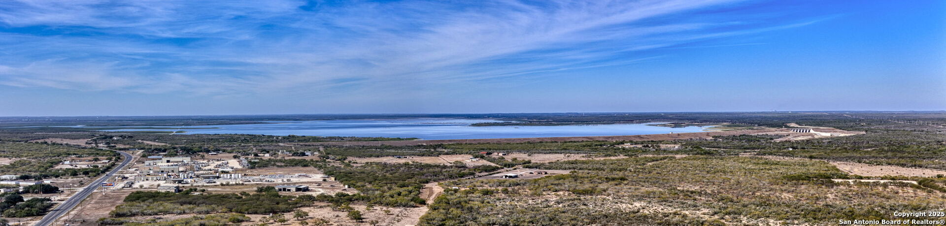 2569 Highway 72 Three Rivers TX 78071