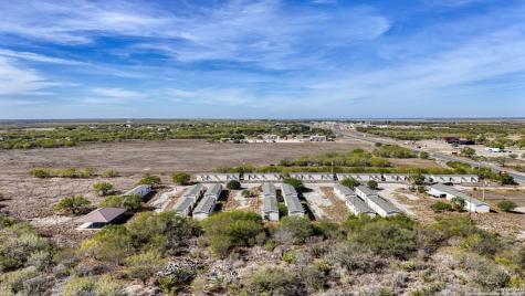 2569 Highway 72 Three Rivers TX 78071