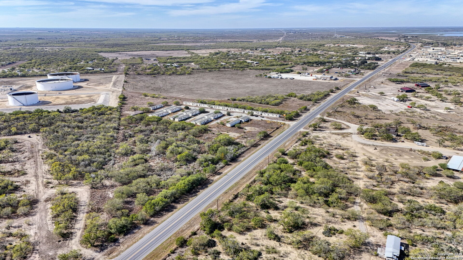 2569 Highway 72 Three Rivers TX 78071