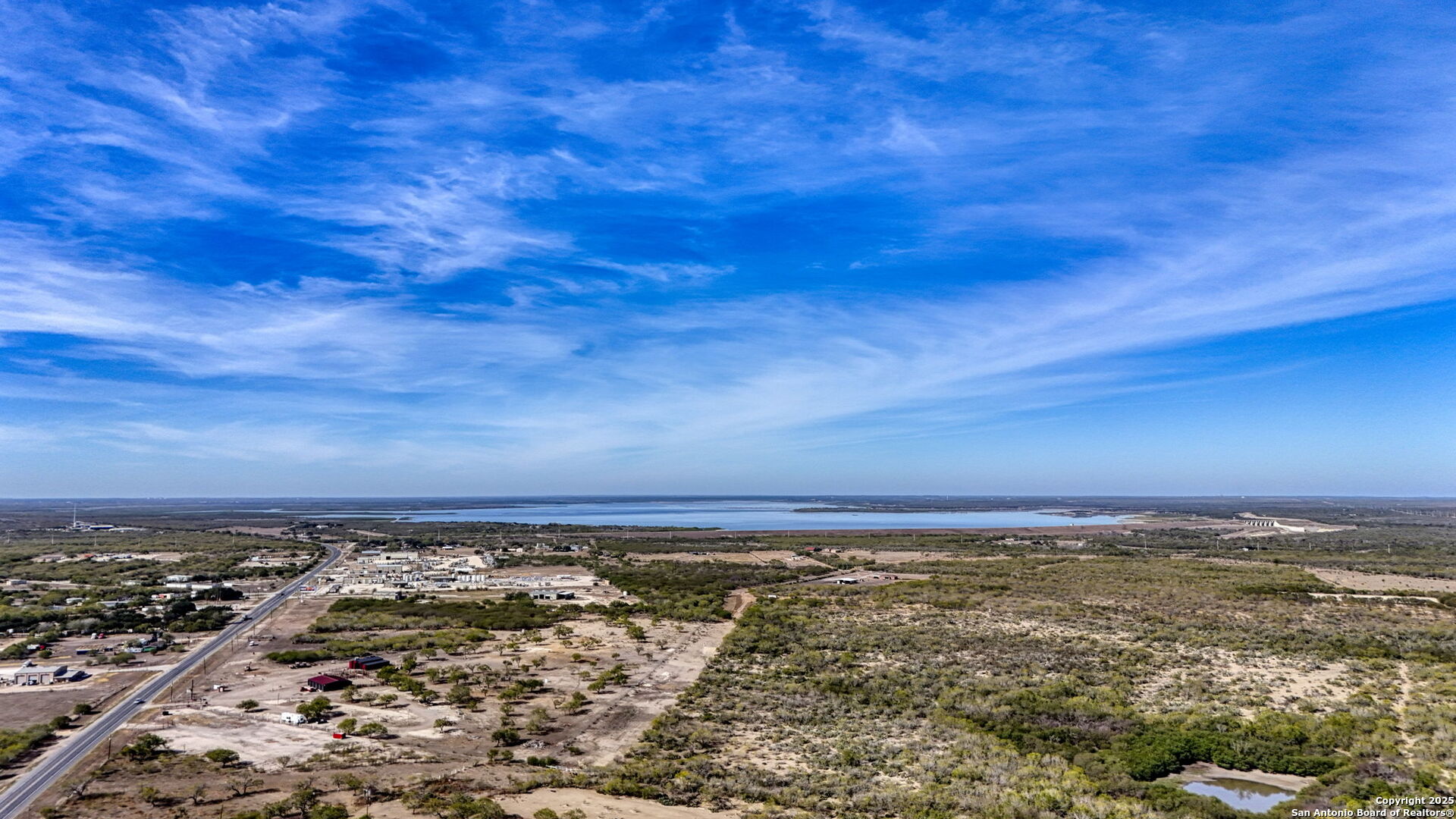 2569 Highway 72 Three Rivers TX 78071