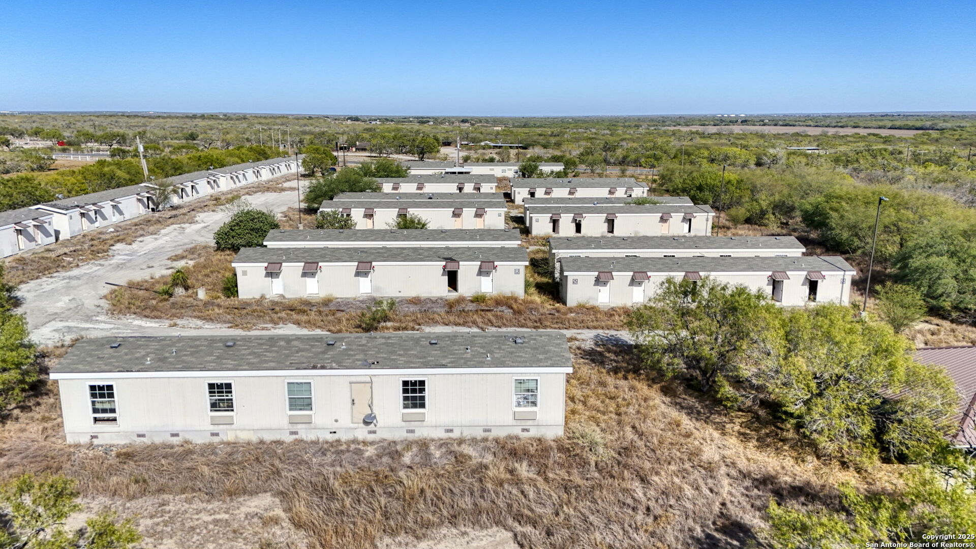 2569 Highway 72 Three Rivers TX 78071